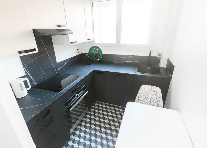 Апартаменти L'escale - Hypercentre - Bed I